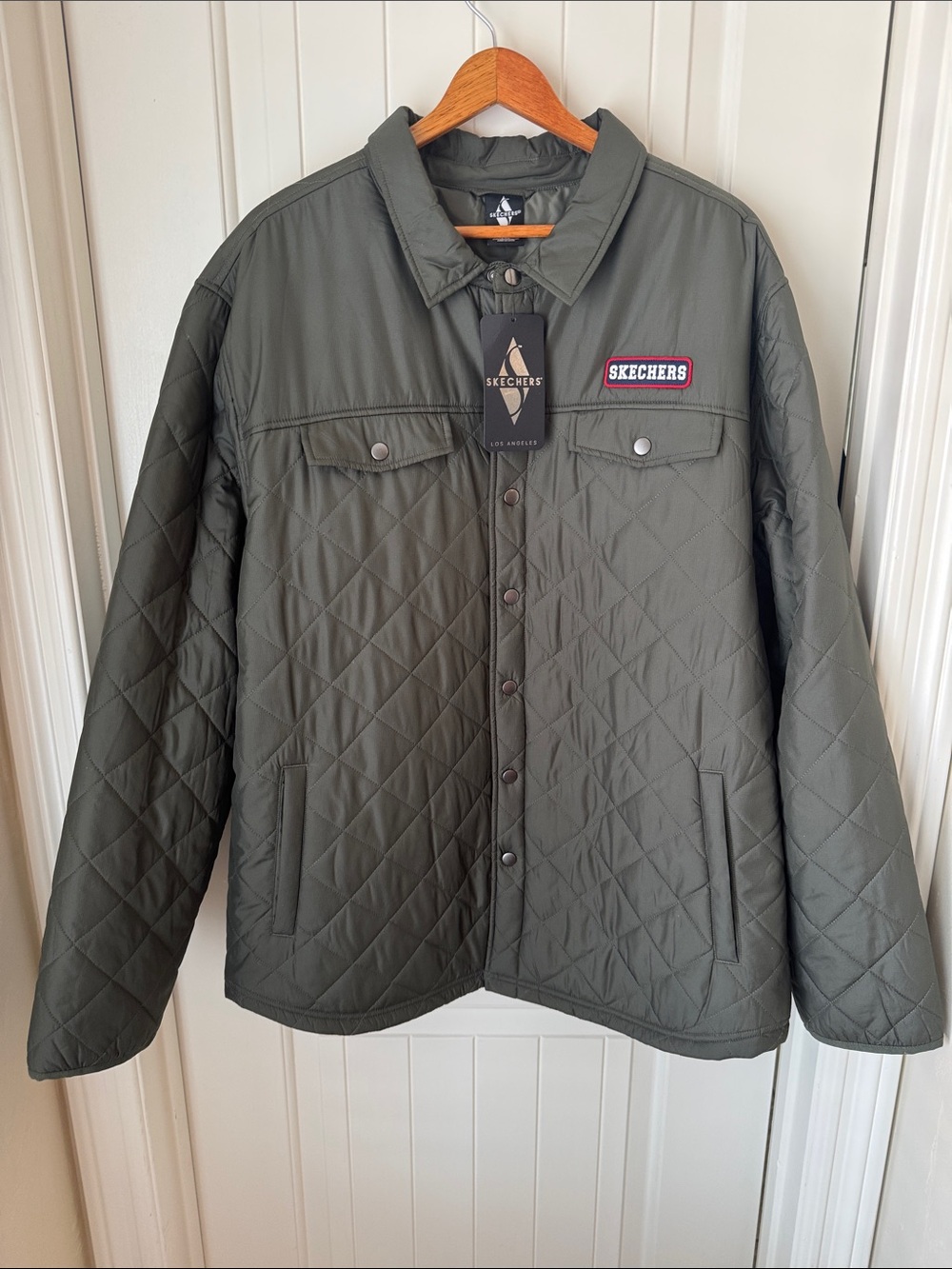 *NWT* Skechers Chill Out Quilted Jacket in Olive